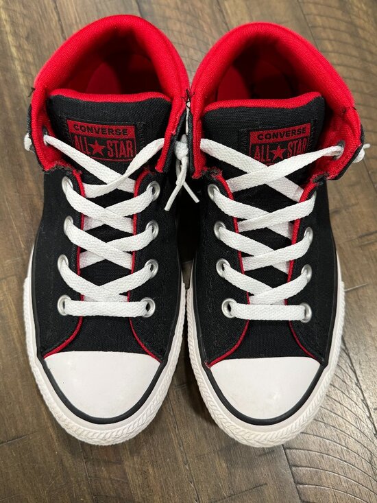 👟Converse Chuck Taylor Axel Mid Top (Kids/Junior) 4 Black Red Slip On Sneaker - Picture 2 of 5
